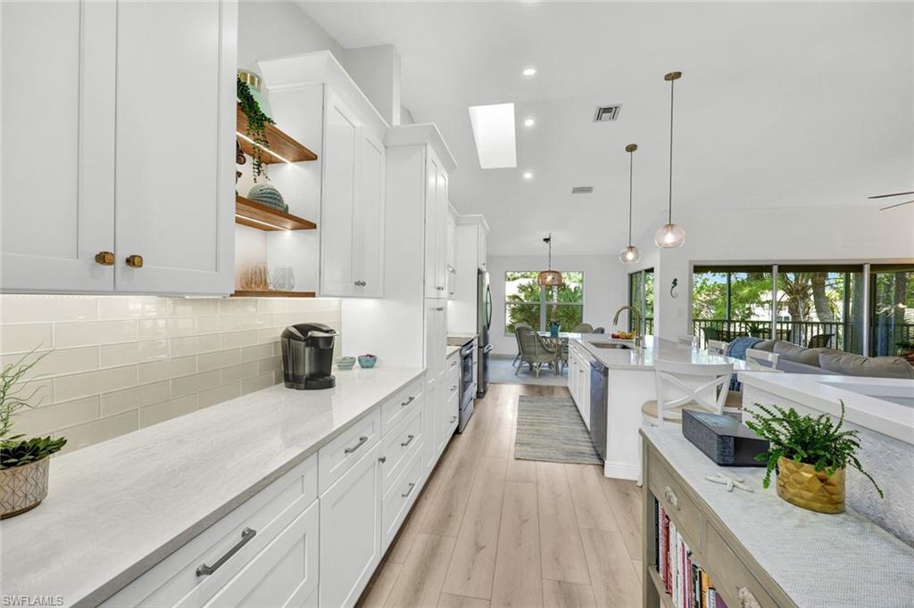 314 Emerald Bay CIR # I5