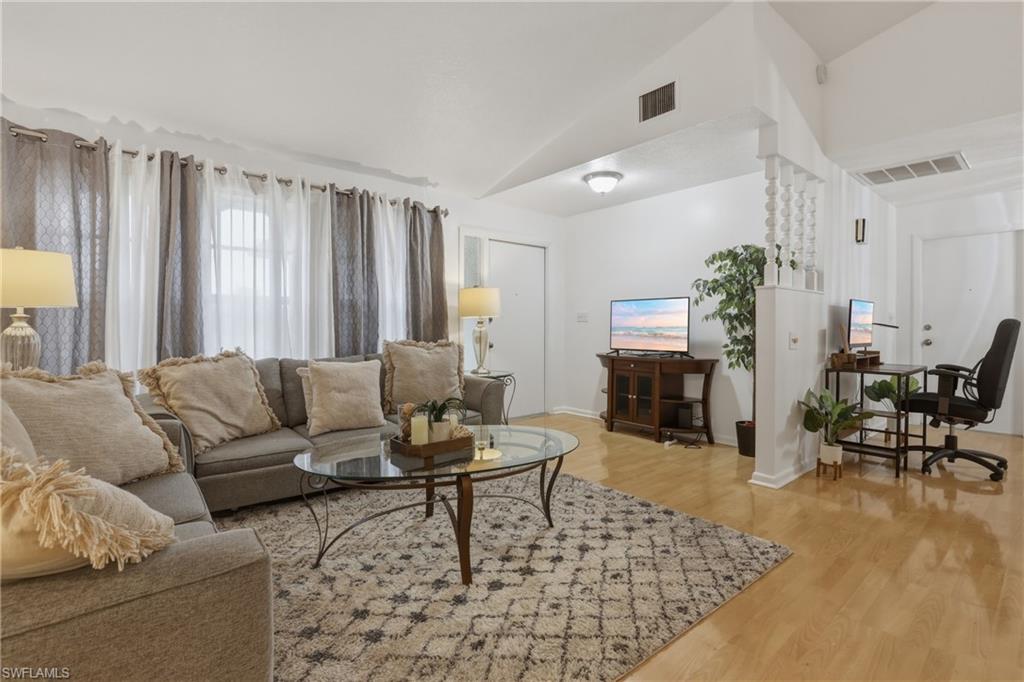 219 SE 16th TER