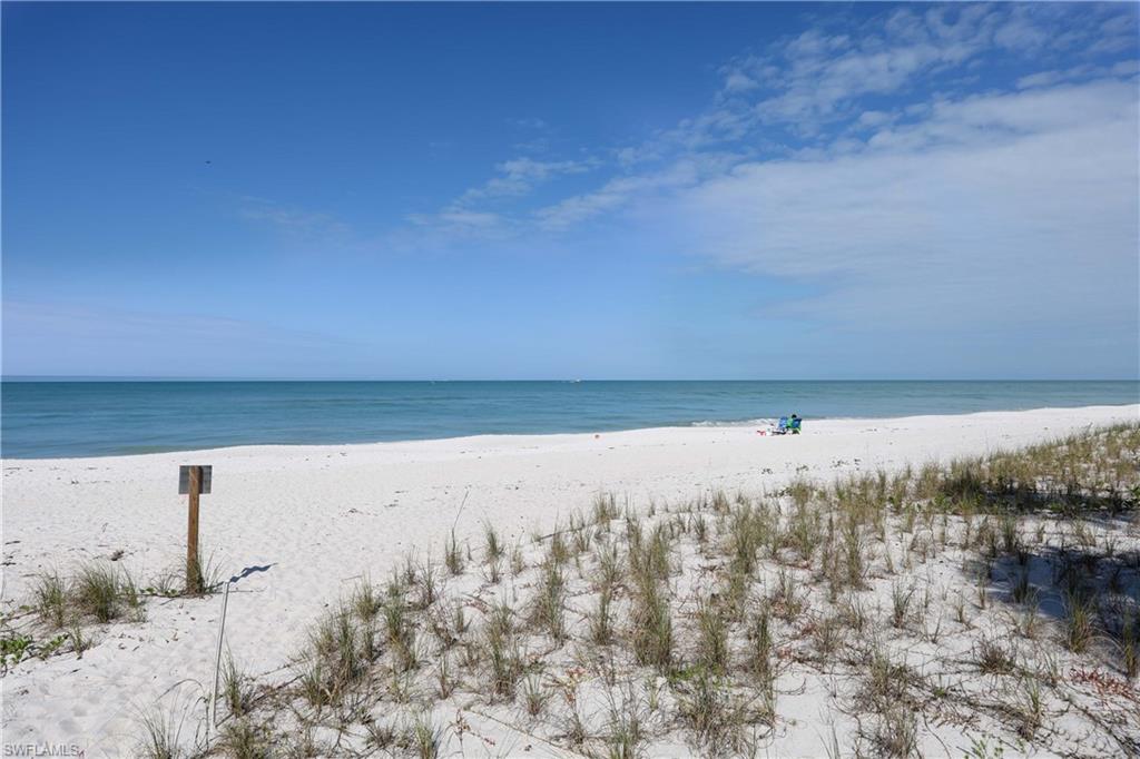 2885 Gulf Shore BLVD N 801