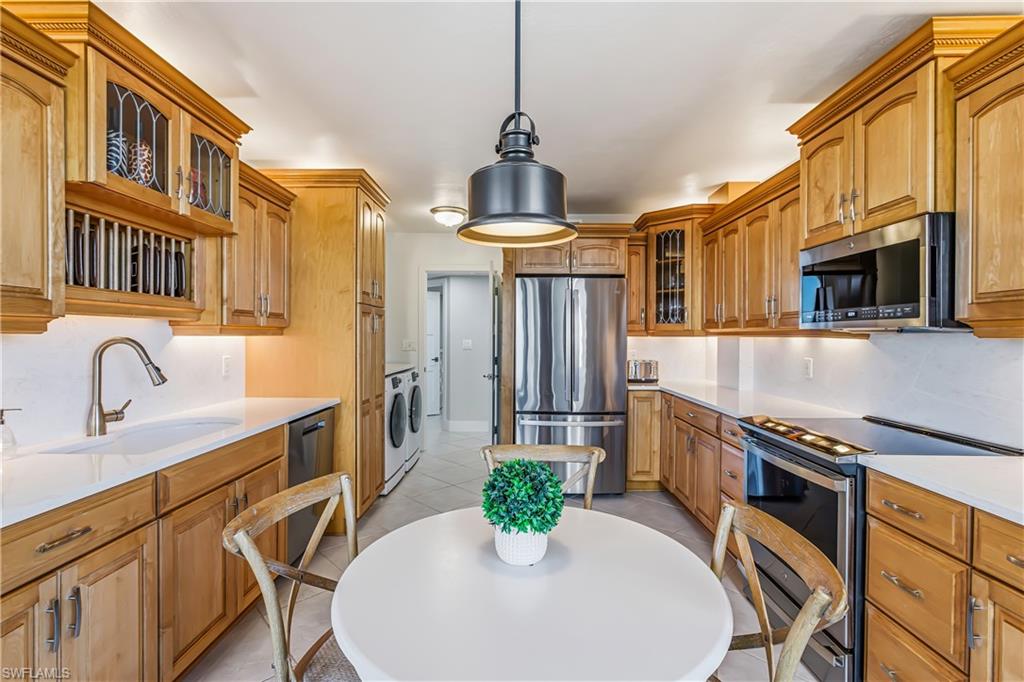 176 S Collier BLVD # 406