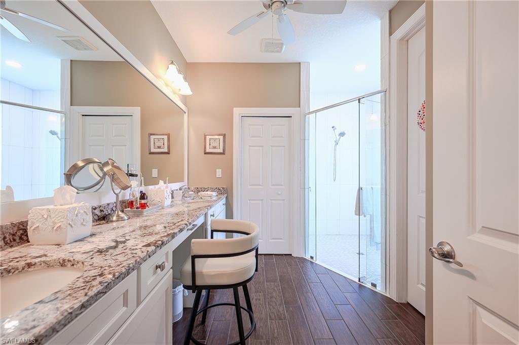 10505 Valencia Lakes DR