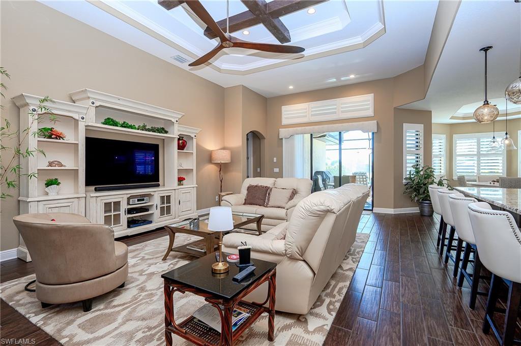 10505 Valencia Lakes DR