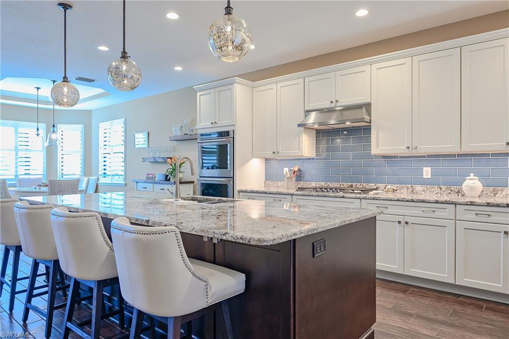 10505 Valencia Lakes DR