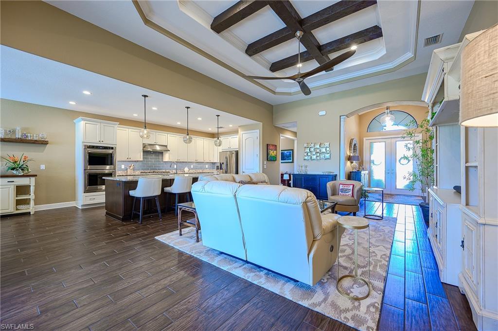 10505 Valencia Lakes DR