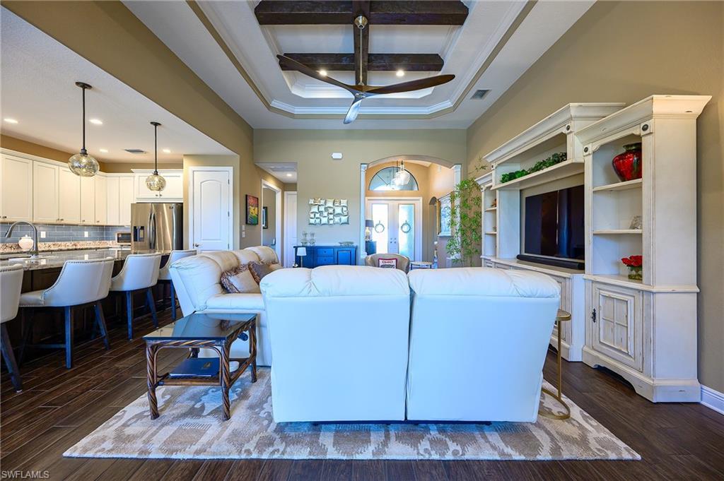 10505 Valencia Lakes DR