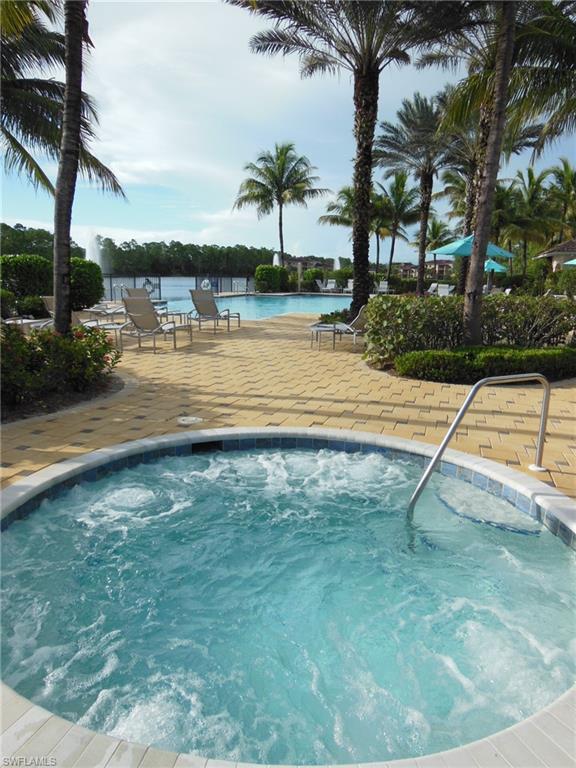 1634 Tarpon Bay DR S # 102