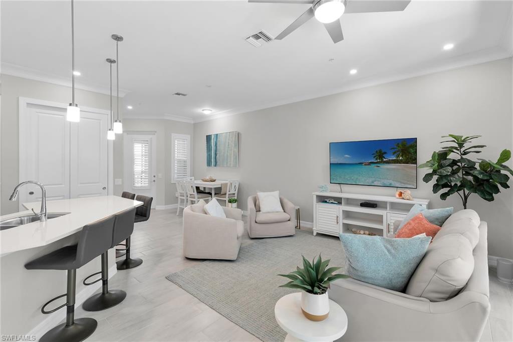 238 Indies DR E # 202