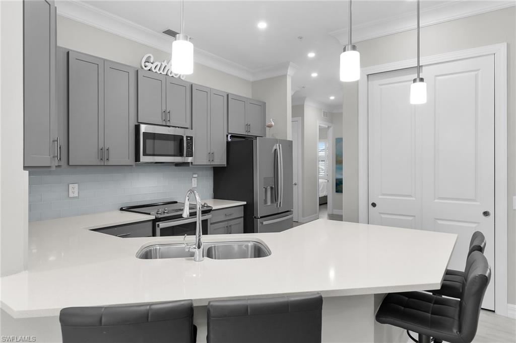 238 Indies DR E # 202