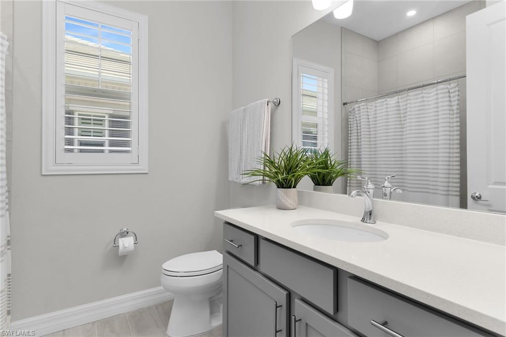 238 Indies DR E # 202