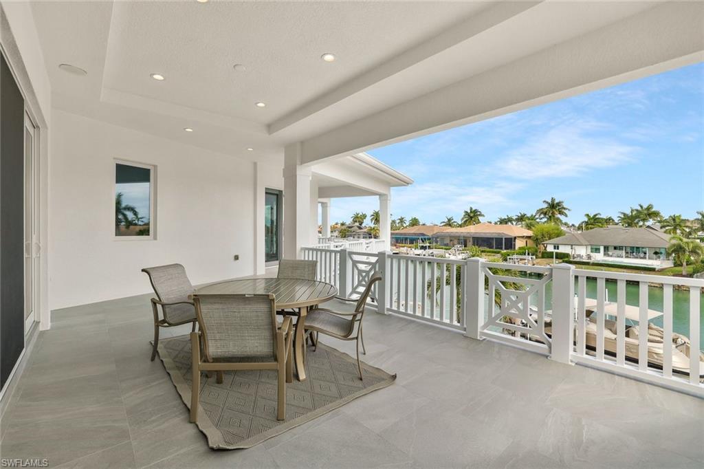 689 Pelican CT