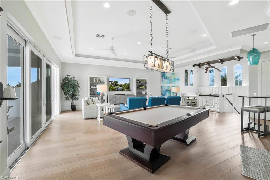 689 Pelican CT