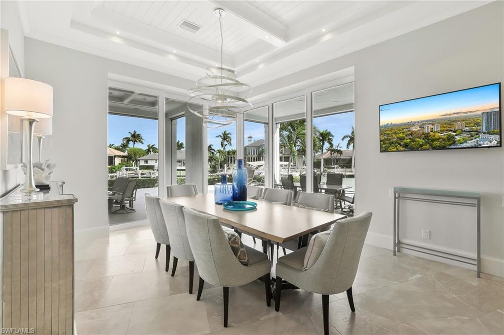 689 Pelican CT