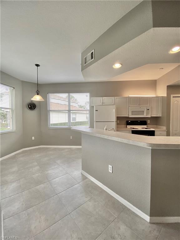 354 Dover PL # 104 Unit: D-104