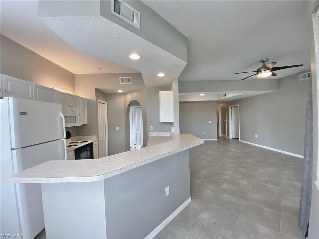 354 Dover PL # 104 Unit: D-104