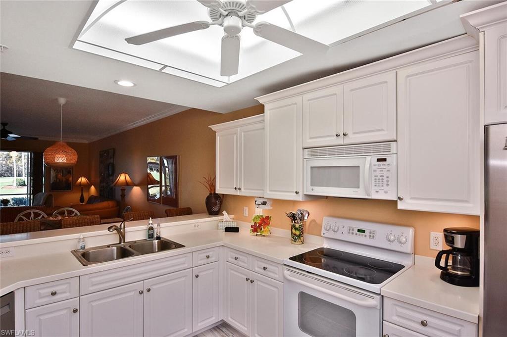 3860 SAWGRASS WAY # 2611