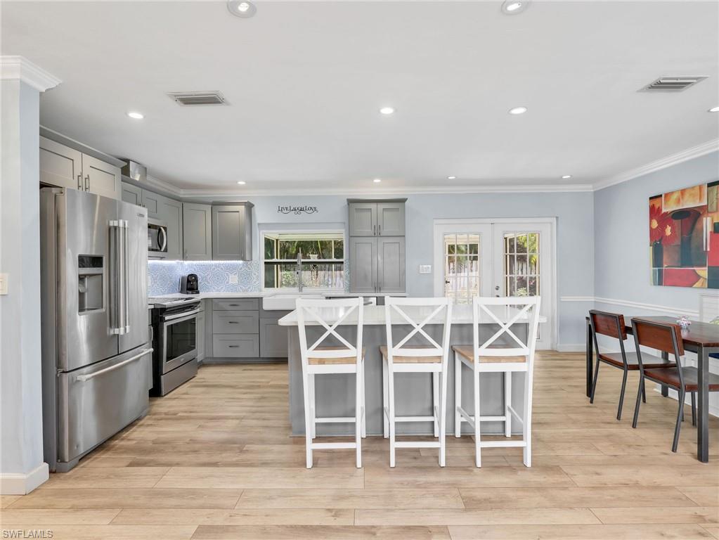 3523 Santiago WAY