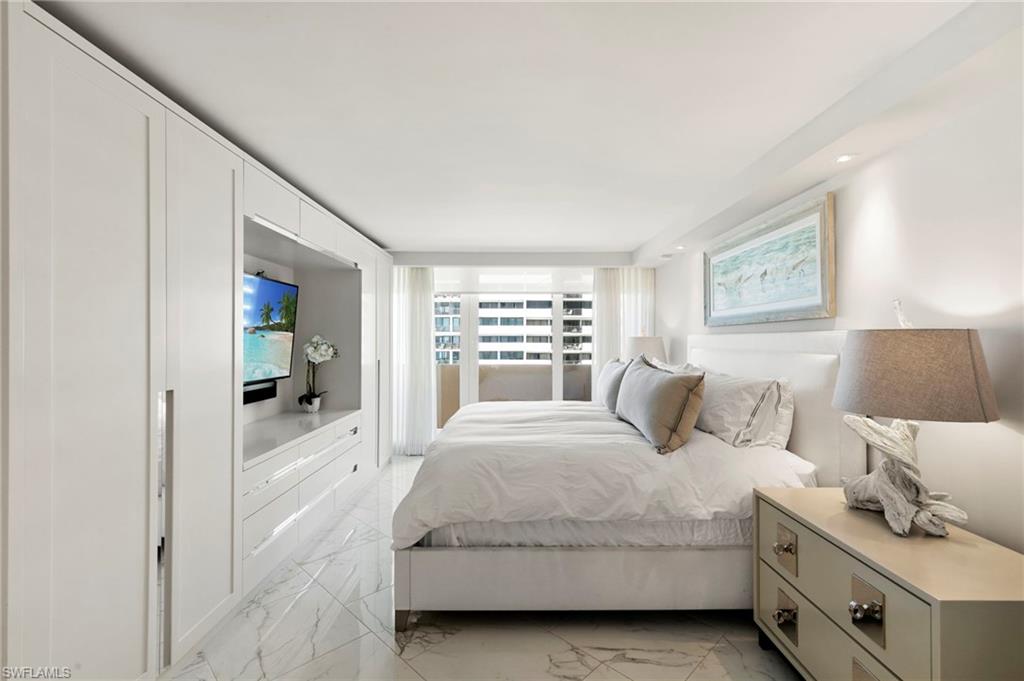 4001 Gulf Shore BLVD N 806