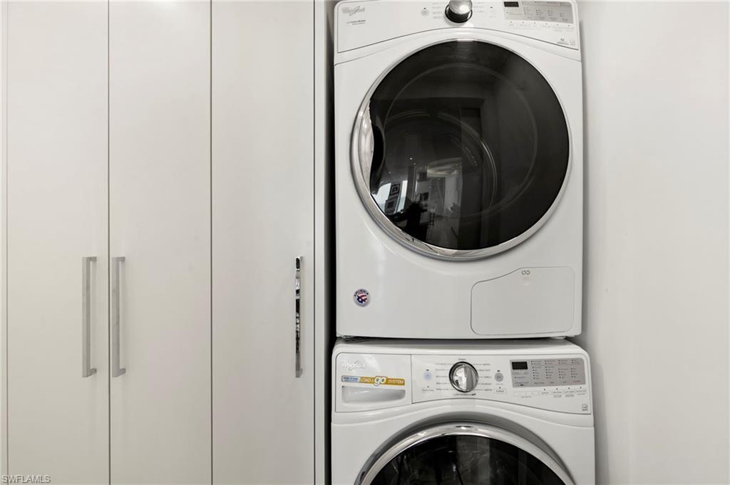 4001 Gulf Shore BLVD N 806