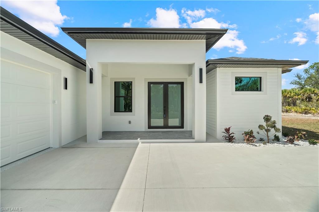 1745 Everglades BLVD S