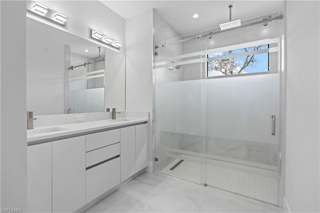 1745 Everglades BLVD S