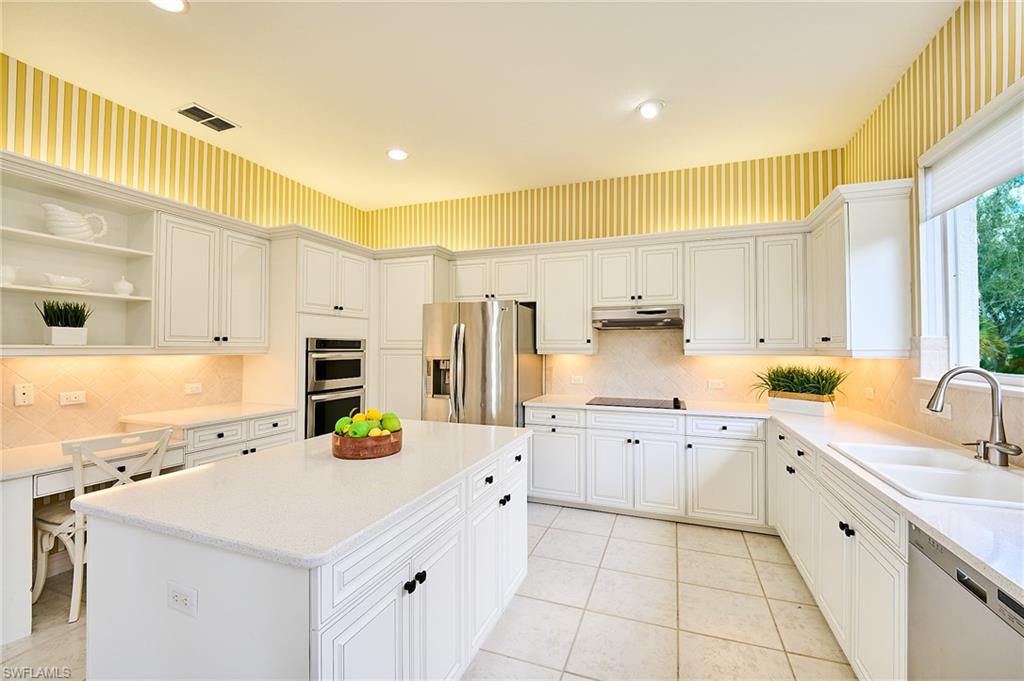 3211 Lancaster DR # 3