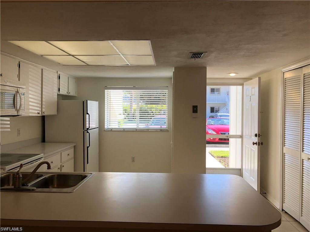 2385 Trace CIR W 3