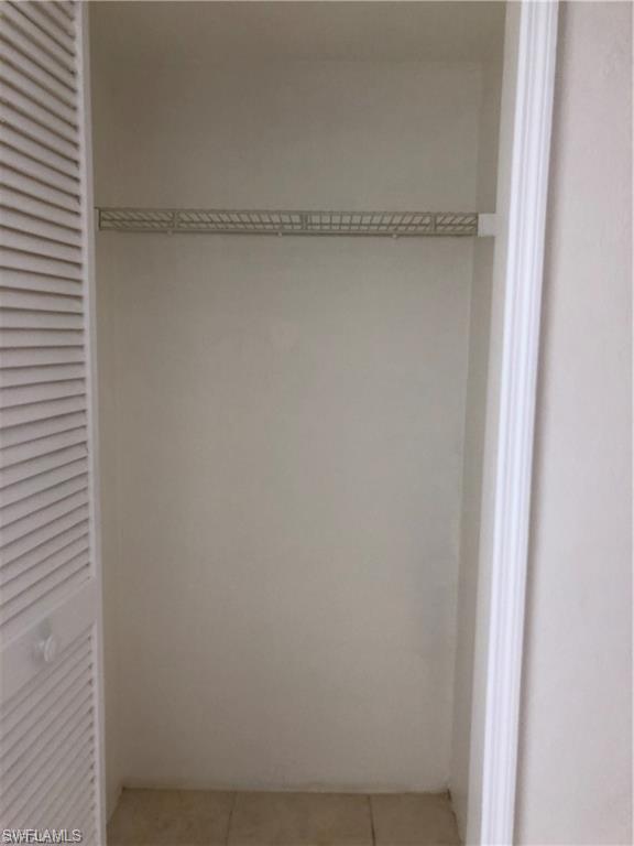 2385 Trace CIR W 3
