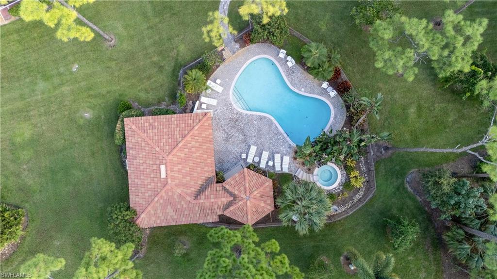 809 Augusta BLVD 809-6