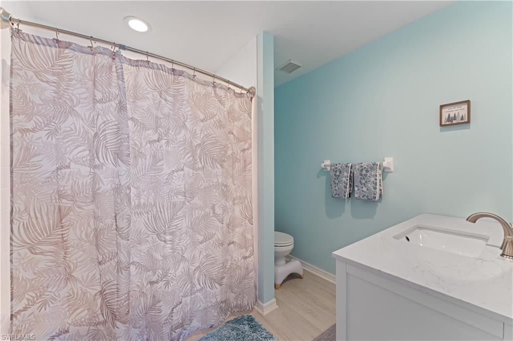 809 Augusta BLVD 809-6