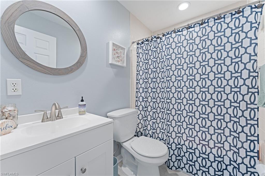 809 Augusta BLVD 809-6