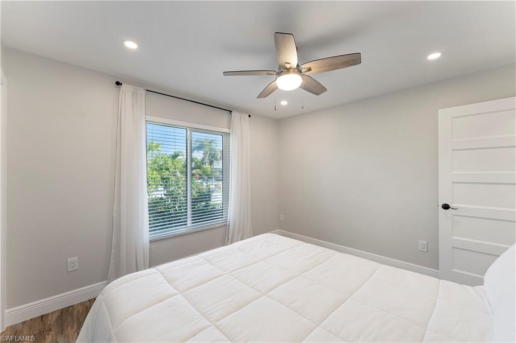 1230 Swan CT