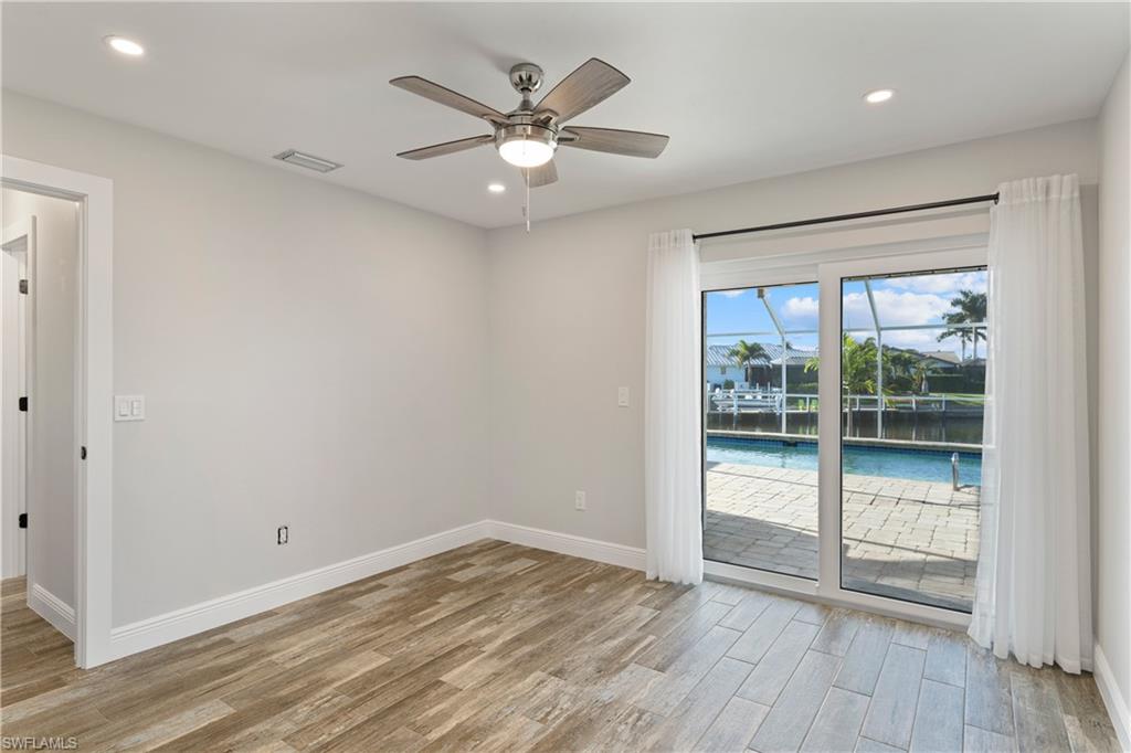 1230 Swan CT