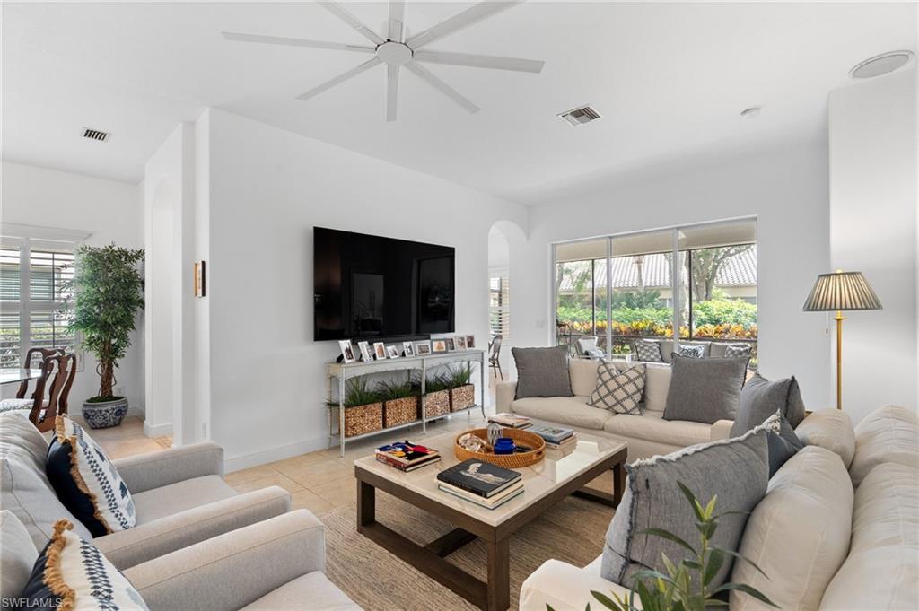 845 Vistana CIR 18