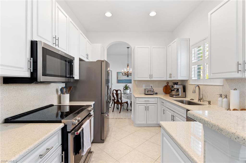 845 Vistana CIR 18