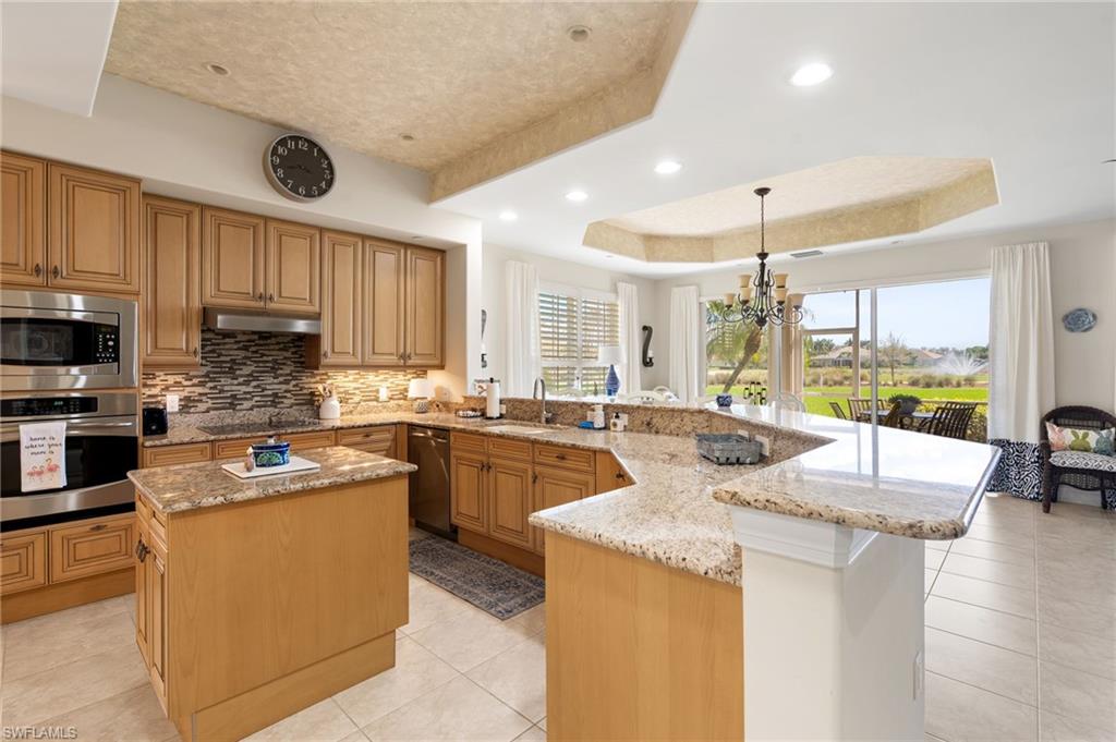 584 Avellino Isles CIR 101