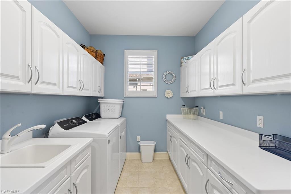 584 Avellino Isles CIR 101
