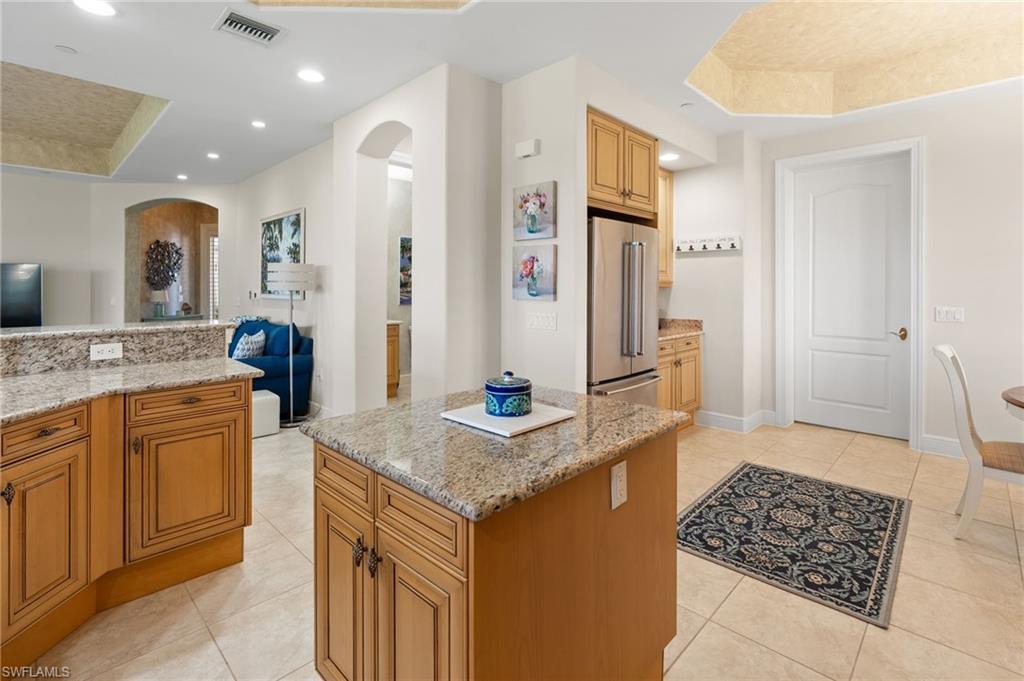 584 Avellino Isles CIR 101