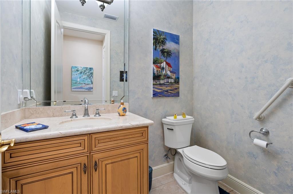 584 Avellino Isles CIR 101
