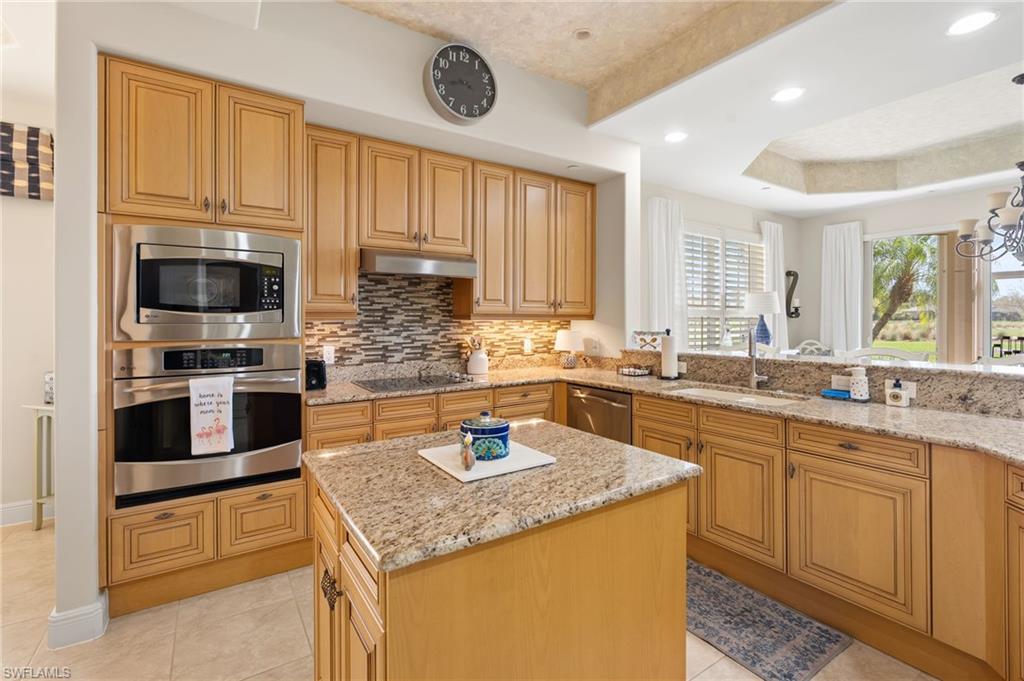 584 Avellino Isles CIR 101