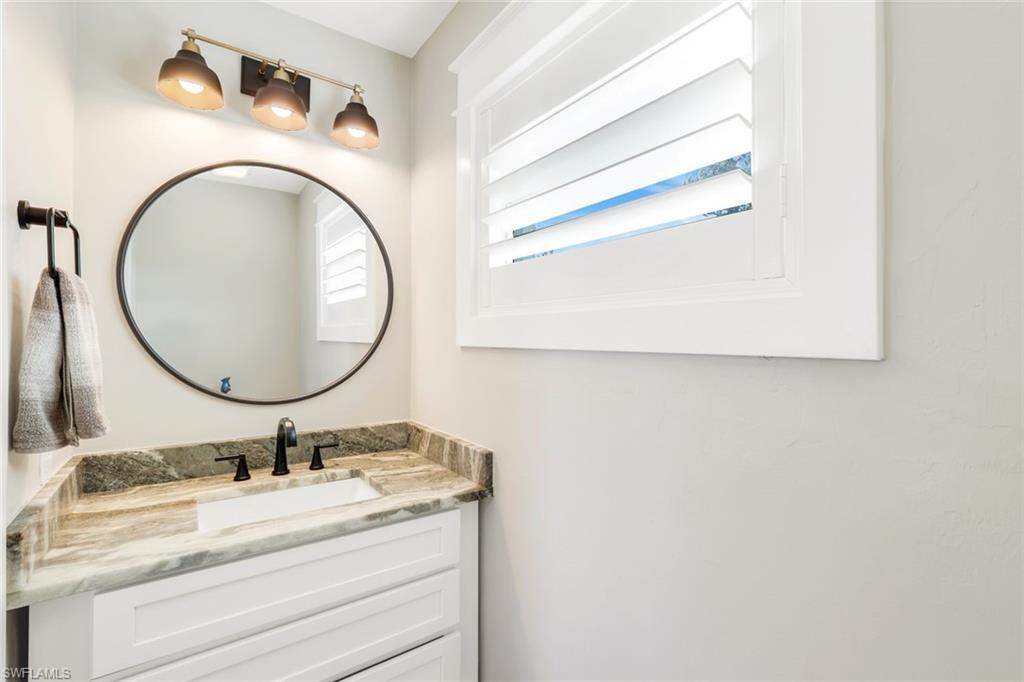 11861 Isle Of Palms DR