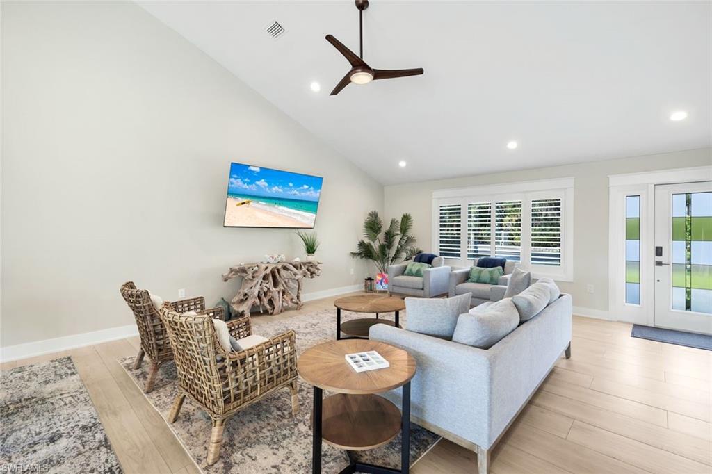 11861 Isle Of Palms DR