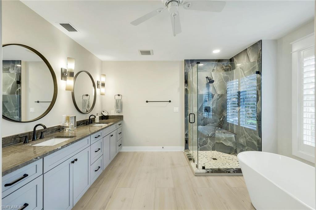 11861 Isle Of Palms DR