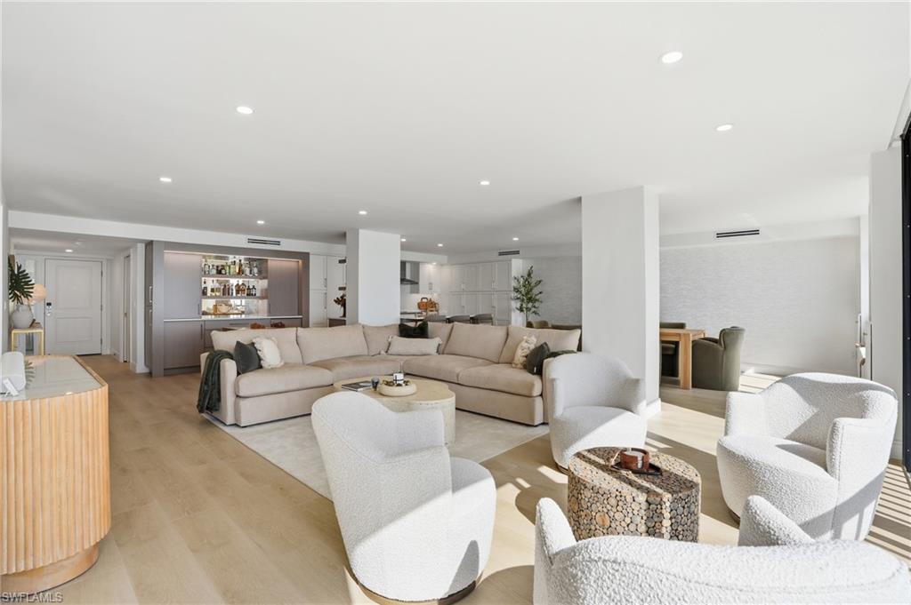 10851 Gulf Shore DR # 904