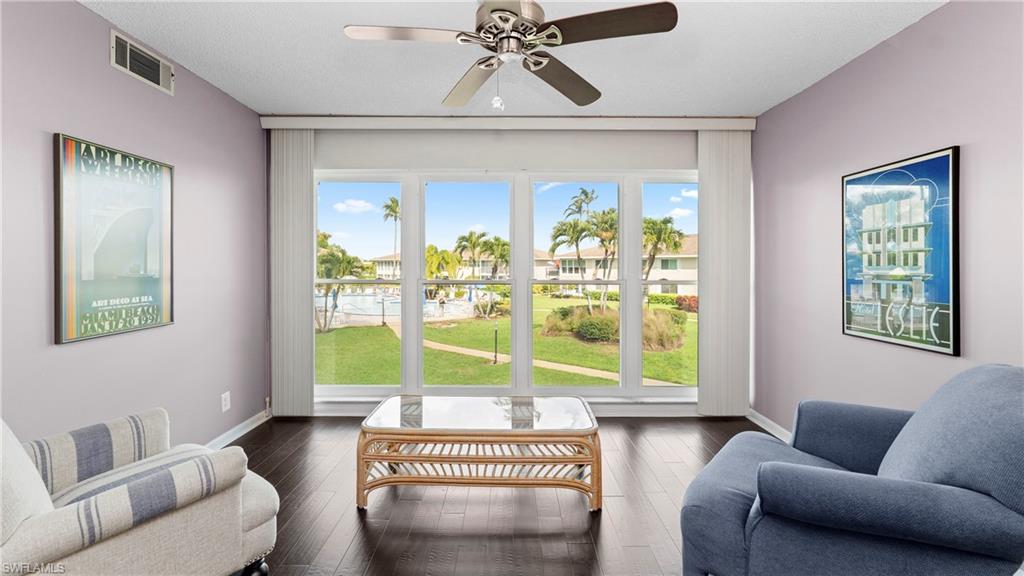 160 Palm DR 3024