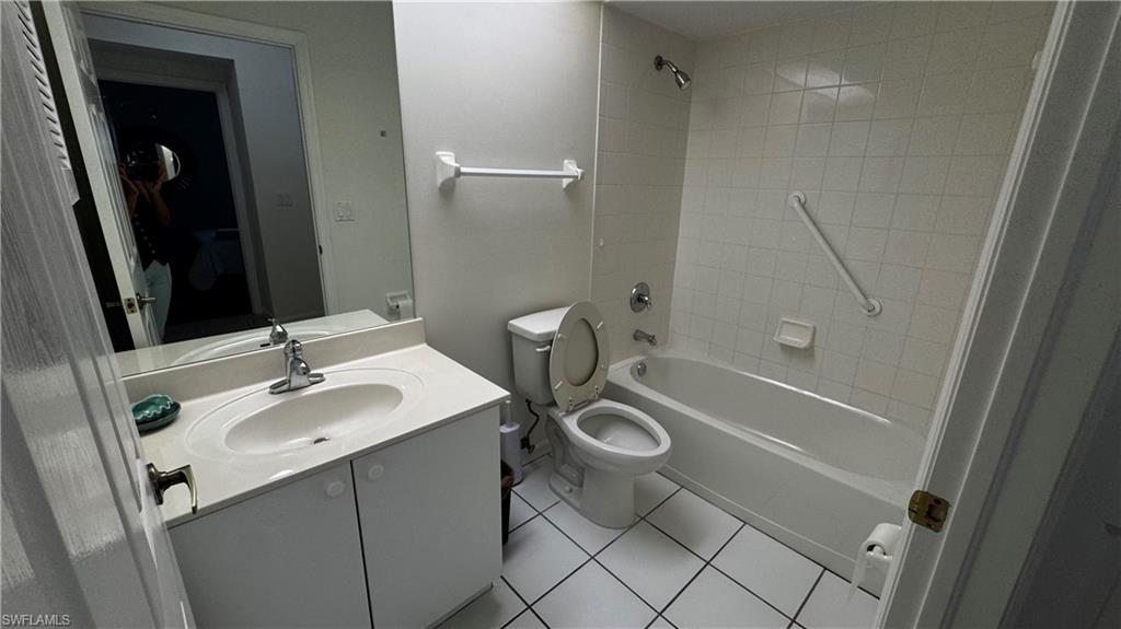 7518 Silver Trumpet LN Q102
