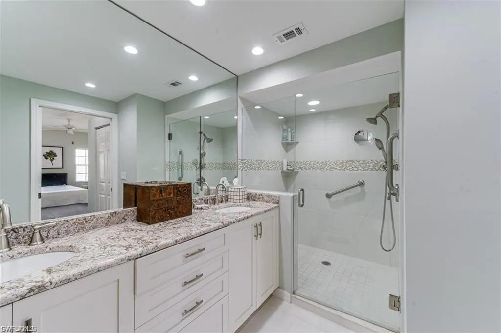 7518 Silver Trumpet LN Q102