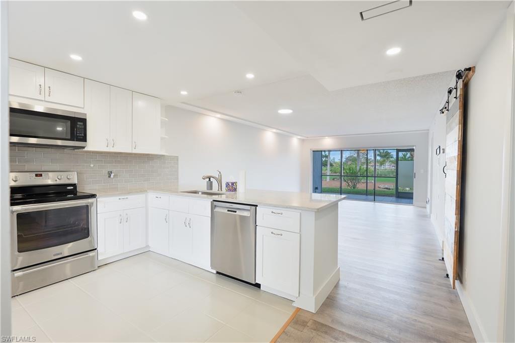 123 Palm DR 2865