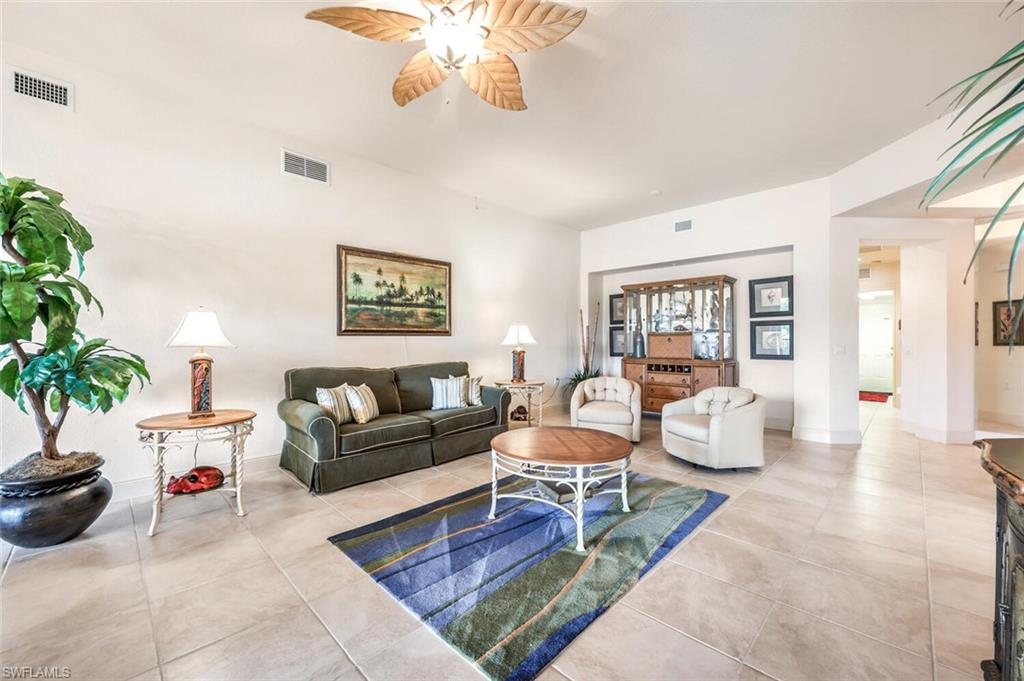 9242 Tesoro LN 101