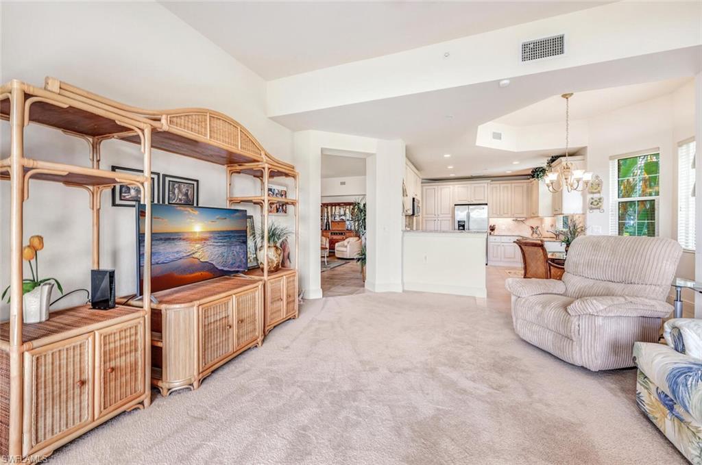 9242 Tesoro LN 101