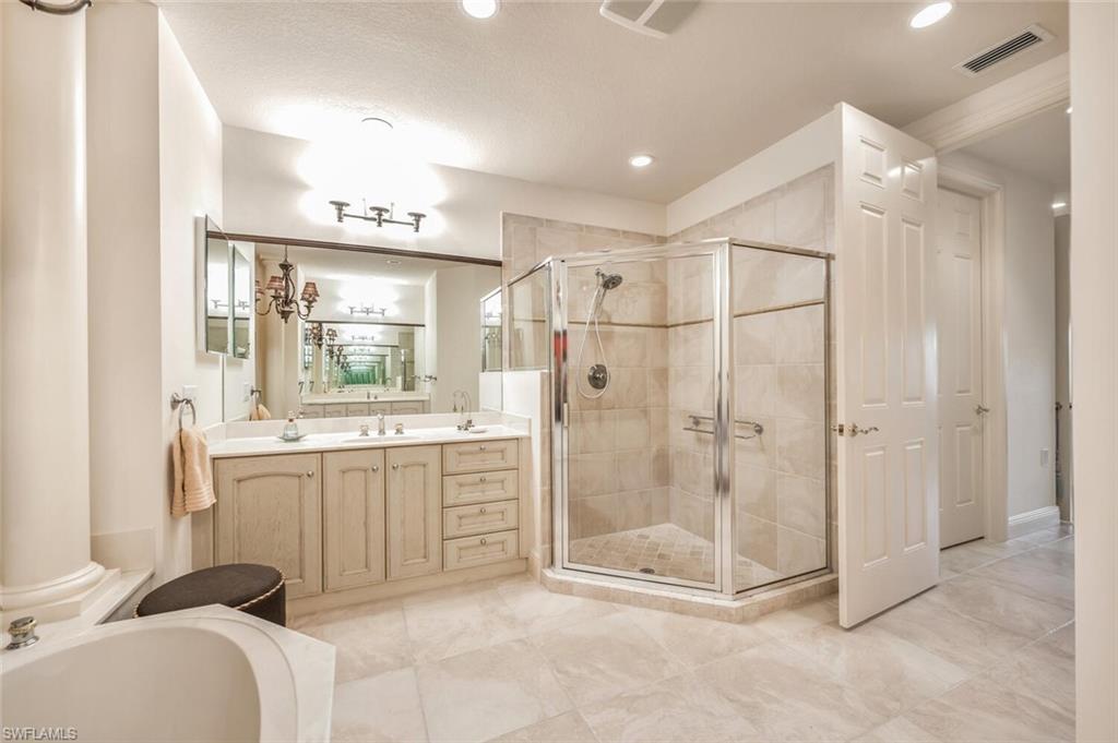 9242 Tesoro LN 101